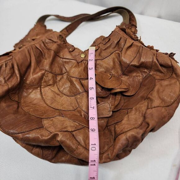 Women's Soft Brown Leather Hobo Floral Appliqué Shoulder Handbag - Picture 10 of 12